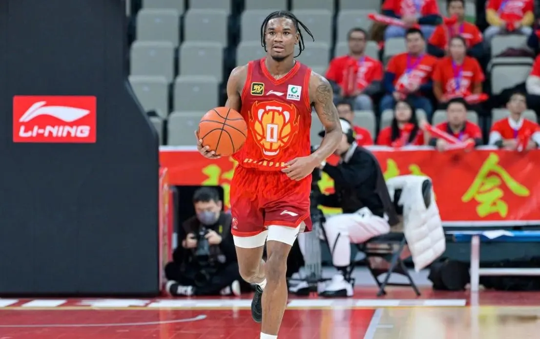 篮出战, 也只有青年 篮出战, 也只有青年